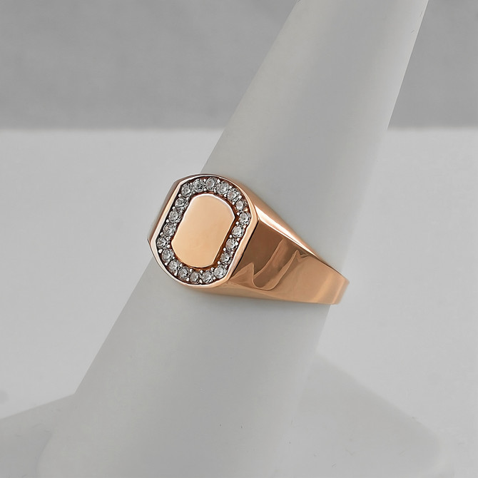 Gold Oval Signet Pinky Ring with 20 Diamonds