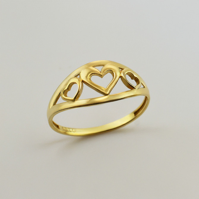 Elegant Gold Openwork Triple Heart Ring for Women