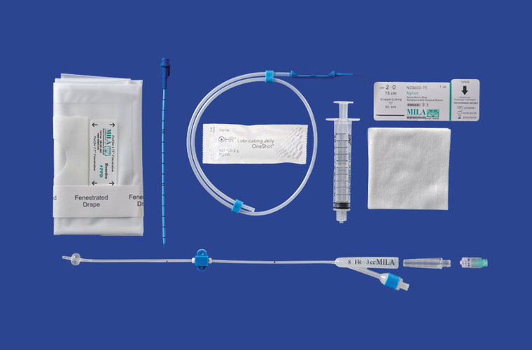 Guidewire Foley Catheter Procedure Kits for Female Dogs - 8Fr × 35cm; 3.0mL Balloon