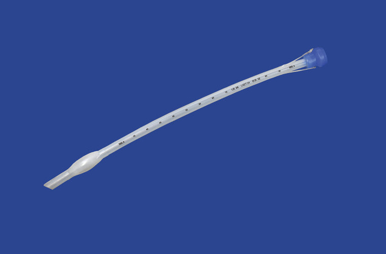 Endotracheal Tube With Distal End Sample Port - Large Animal - Cuffed - ID 18mm, OD 24mm, Length 75cm (29.5in), Funnel Hub