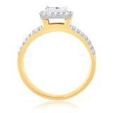 Photo of Amina 1 1/10 CT. T.W. Princess Cluster Bridal Set 10K Yellow Gold [BT806YE-C000]