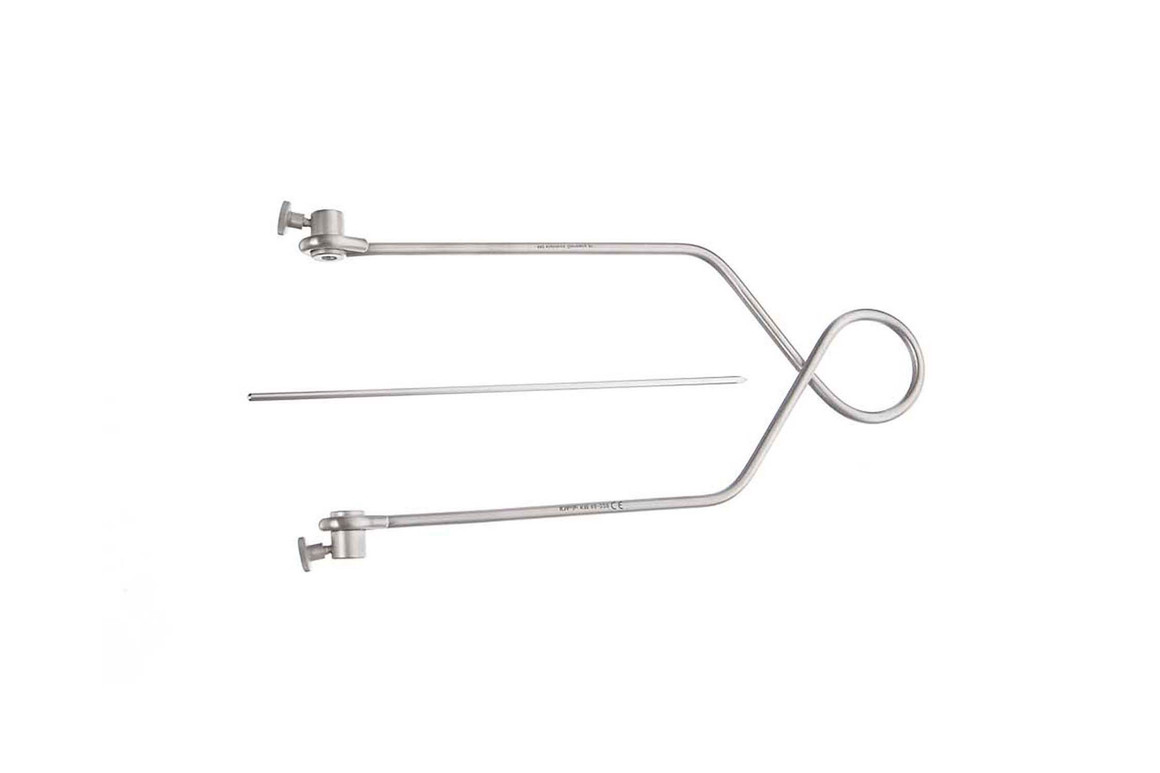 Wire And Pin Tractor (Boehler) 8 1/4" (21.0 cm) length, KM48330