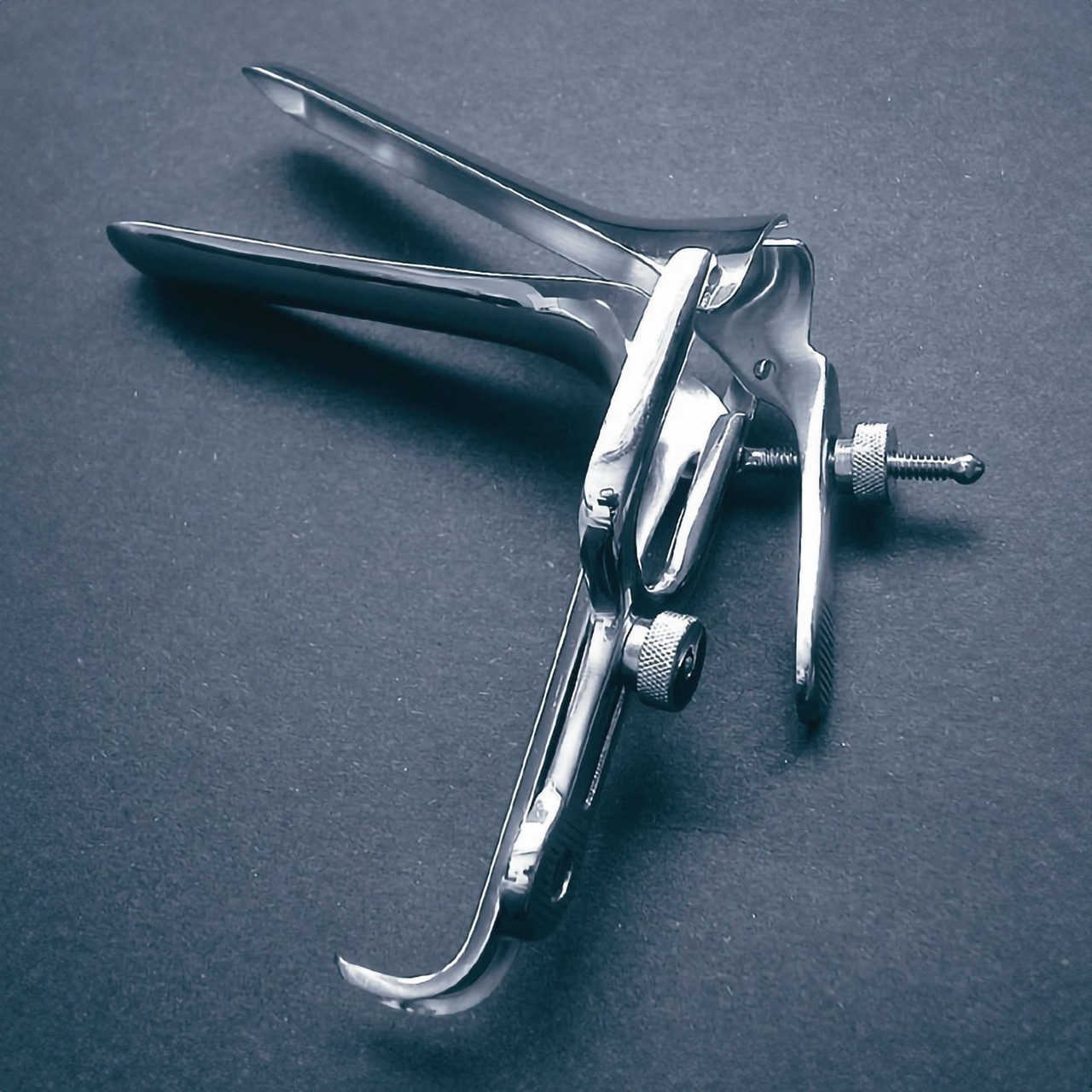 Surginstruments Graves Vaginal Speculum – Small, Stainless Steel, German Grade, OB/Gynecology