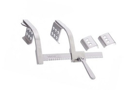 Farrell Rubio Retractor Adult Blade A: 2 5/8" (67.0 mm), Blade B: 2 5/8" (67.0 mm) width, 341224