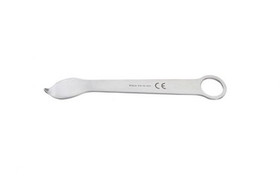 Hohmann Retractors 4 3/4" (12.0 cm) length Finger ring handle, broad tip, 16.0 mm wide blade, for small fragments., KM46826