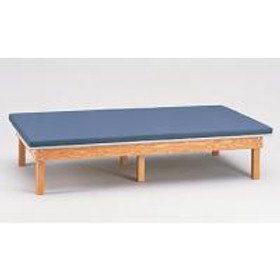 Clinton Classic Wood Upholstered Mat Platform, 4&#39; x 7&#39;, Slate Blue