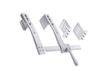 Burford Aluminum Adult Retractor Adult Blade A: 2 3/8" (61.0 mm), Blade B: 2 3/8" (61.0 mm) width, 341227