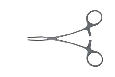 Castaneda Titanium Vascular Clamping Forceps - 15 g 5 7/8" (15.0 cm), 359214