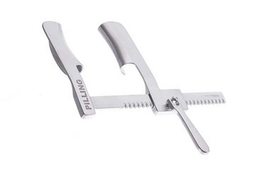 Cooley Sternum Retractors Adult 100.0 mm width Large Adult, Spread 6 1/4" (16.0 cm) with Long, concave blades, 341195