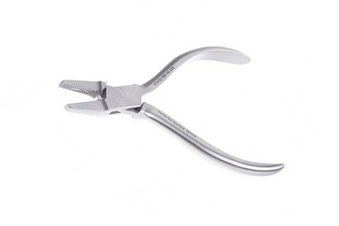 Flat Nose Pliers 5 3/8" (13.5 cm) length, KM48246