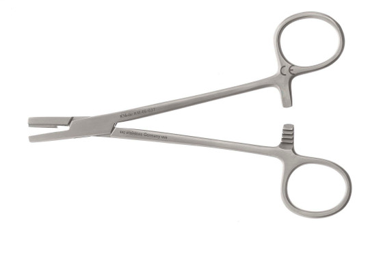 Wire Pulling Forceps 6 3/4" (17.0 cm), KM46637