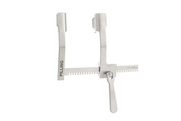 Finochietto Retractors Adolescent 44.0 mm width Child size, Spread 5 1/8" (13.0 cm), Curved arms, 341328