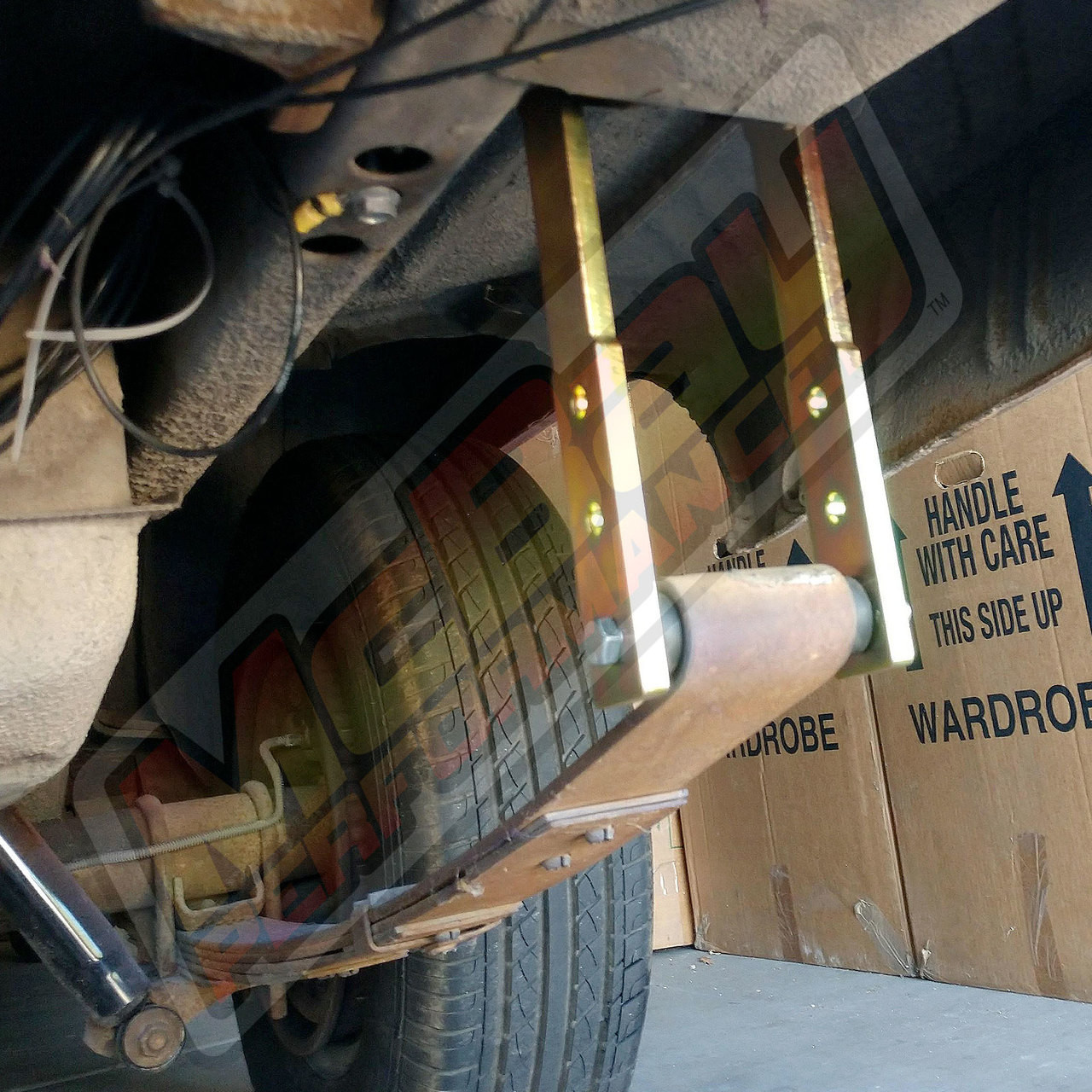 SK-5015 - 1" to 4" Rear Shackle Lift Kit Installed