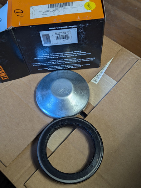 hub seal for Sterling 10.25
