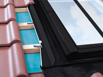 FAKRO Recessed Conservation Interlocking Tile Flashing (Up to 45mm)