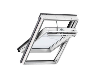 VELUX Clear Pine Centre-Pivot Pine Roof Window 55x70