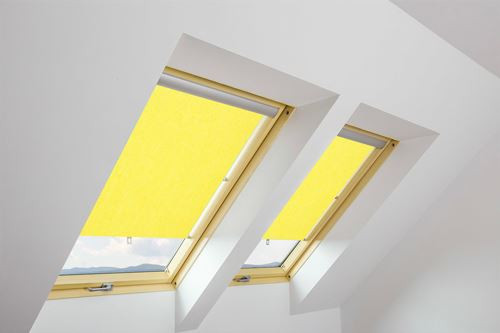 FAKRO ARS I 04 Roller Manual Internal Blind in 243 66x118cm FAKRO ARS I 04 Roller Manual Internal Blind in 243 66x118cm
