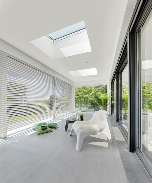 FAKRO DXF-D U8 02K Fixed Flat Roof Window with High Energy Efficient Quadruple glazing 60x90cm