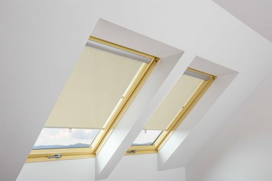 FAKRO ARS I 07 Roller Manual Internal Blind in 002 78x140cm