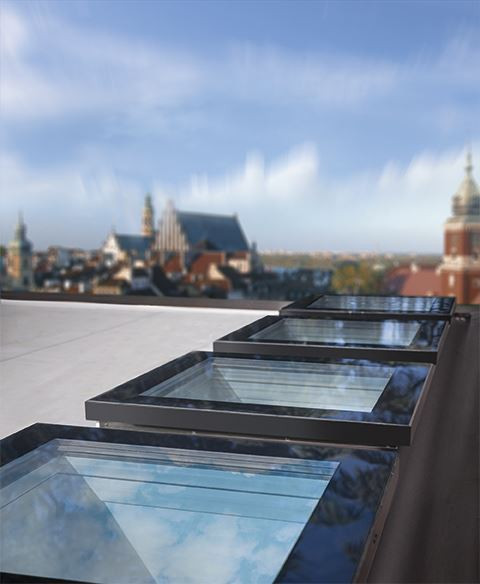 FAKRO DEF-D U6 03K Electric Flat Roof Window with High Energy Efficient Triple glazing 70x70cm
