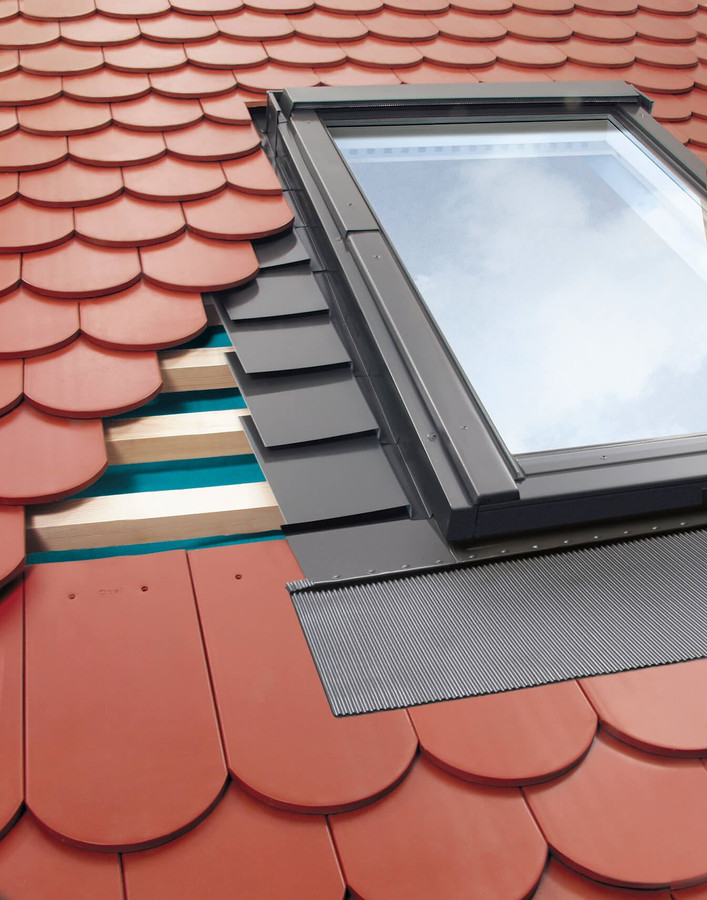 FAKRO Non Interlocking Plain Tile Flashing (Up to 16mm)