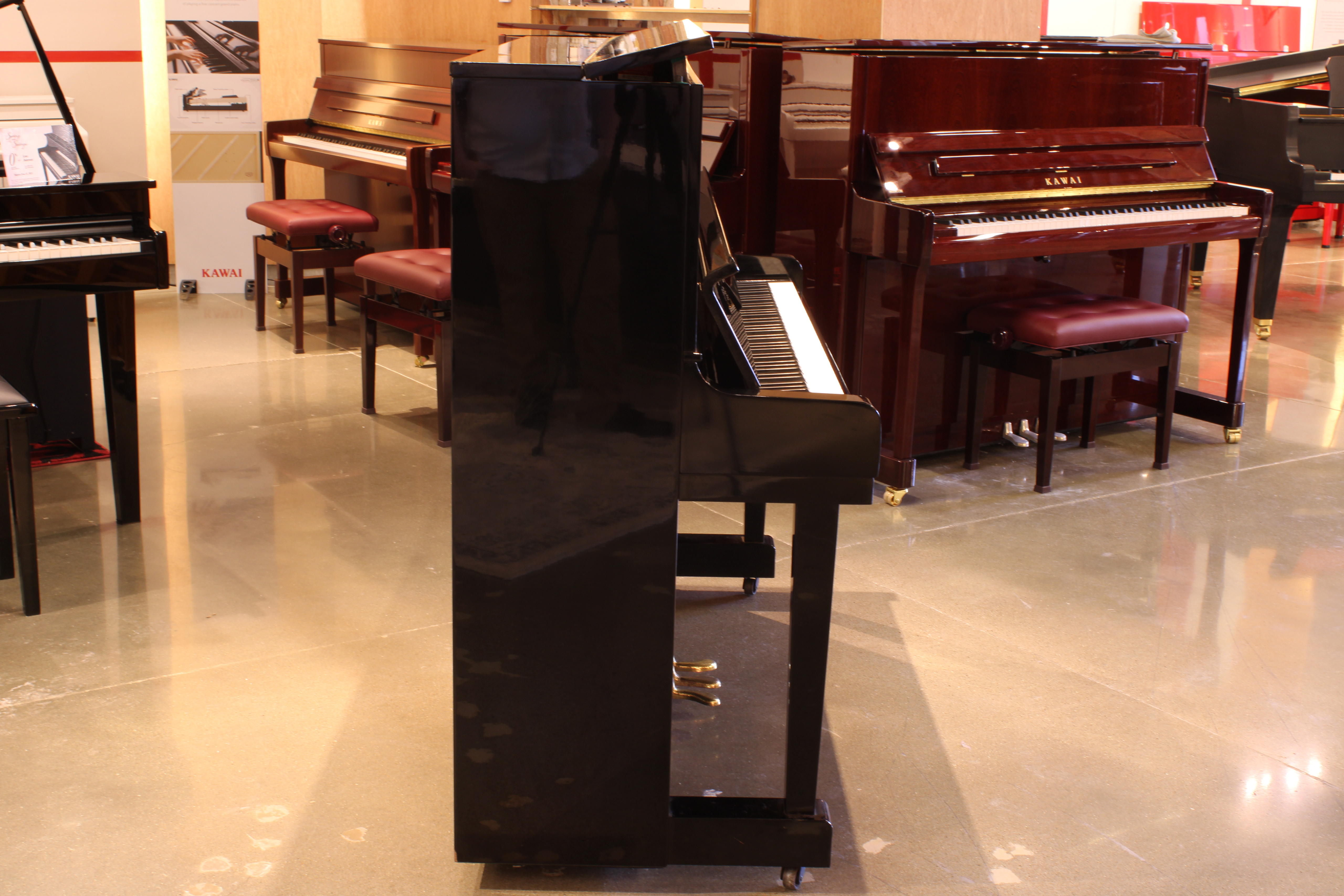 Kawai KU-1B Studio Piano | 49\