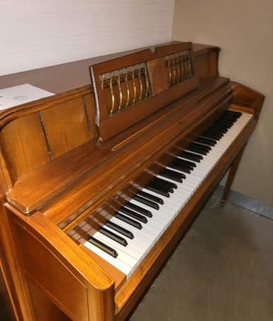 Wurlitzer Upright Piano | Satin Walnut