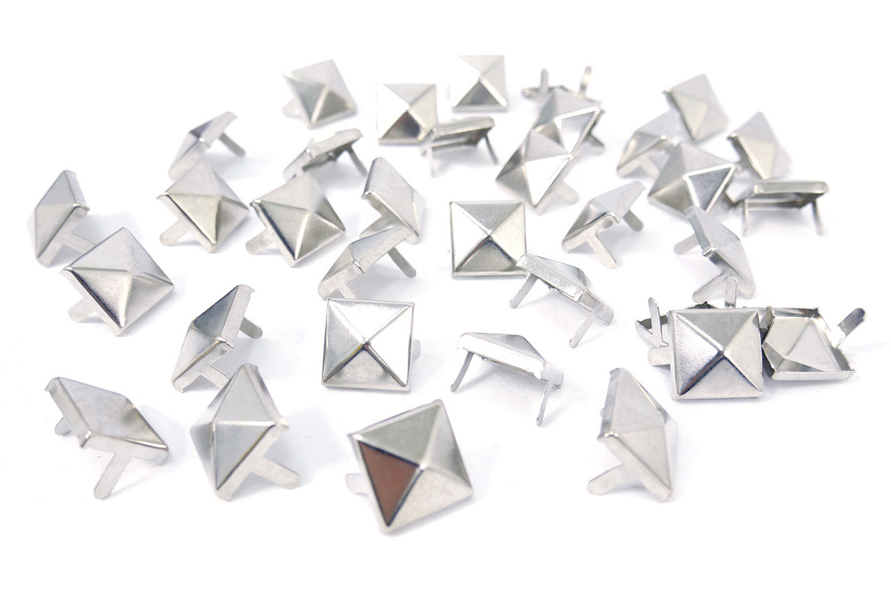100 Pack Extra Small Pyramid Chrome Studs