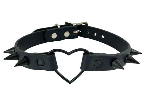 Black Heart Cone Spike Choker