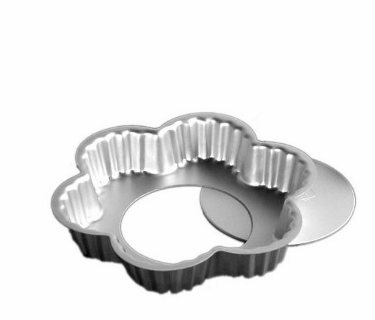 Silverwood - Petal Shaped Tart dish loose base 23cm