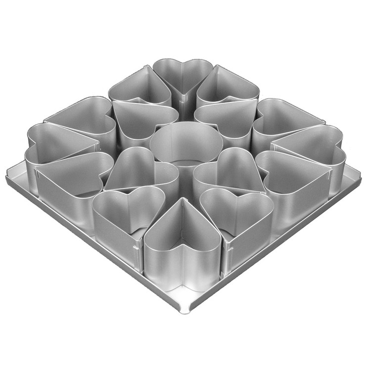 Silverwood - Mini Heart Cake Pan Set 16pcs.  2.5inch (6.5cm)