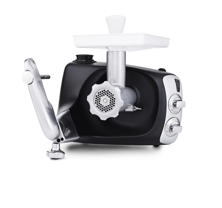 Robust meat mincer in aluminium, which fits all machine models. Product includes 10 items!

Mincer with 4 hole discs
Cutting knife
Feeder tray
Feeder
Splash shield
Sausage horn
Strainer
Grater
4 pasta discs
Cookie attachment. 