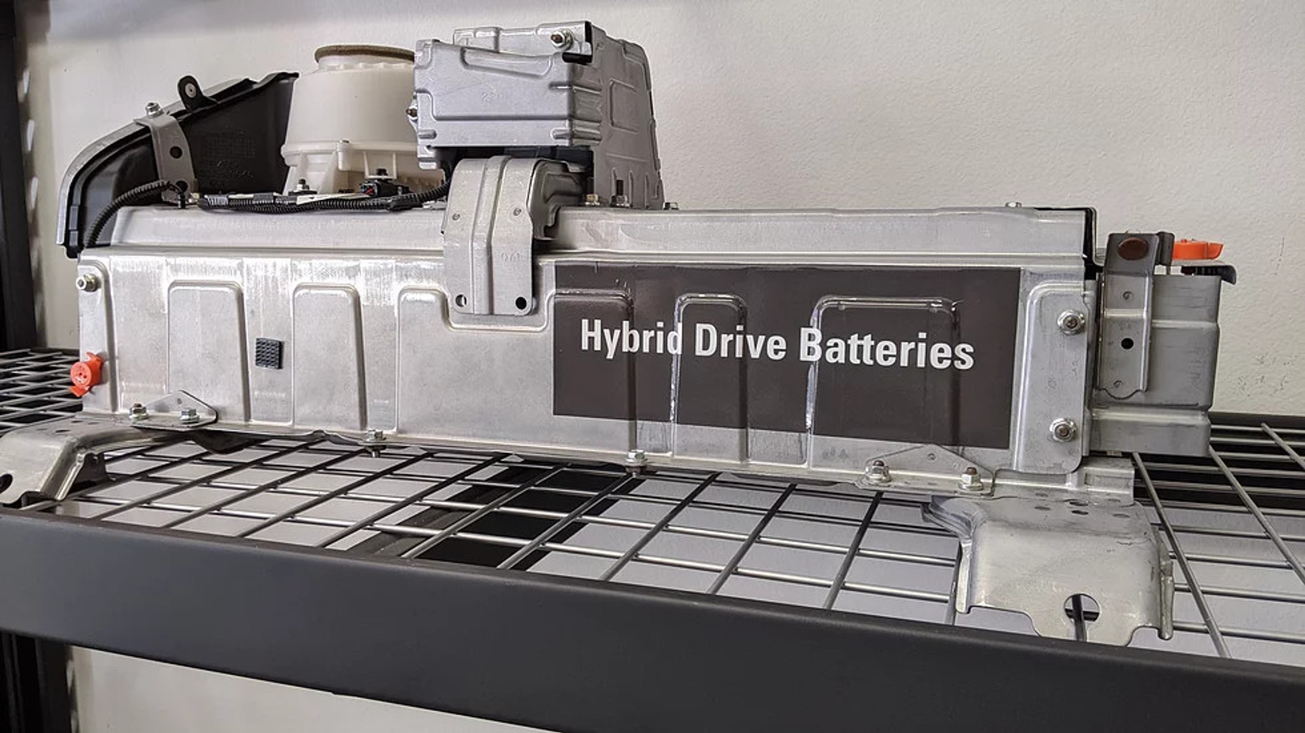 What Is The Best Battery For Lexus Rx 350 Lexus Hybrid Battery Replacement | Hybrid Drive Batteries