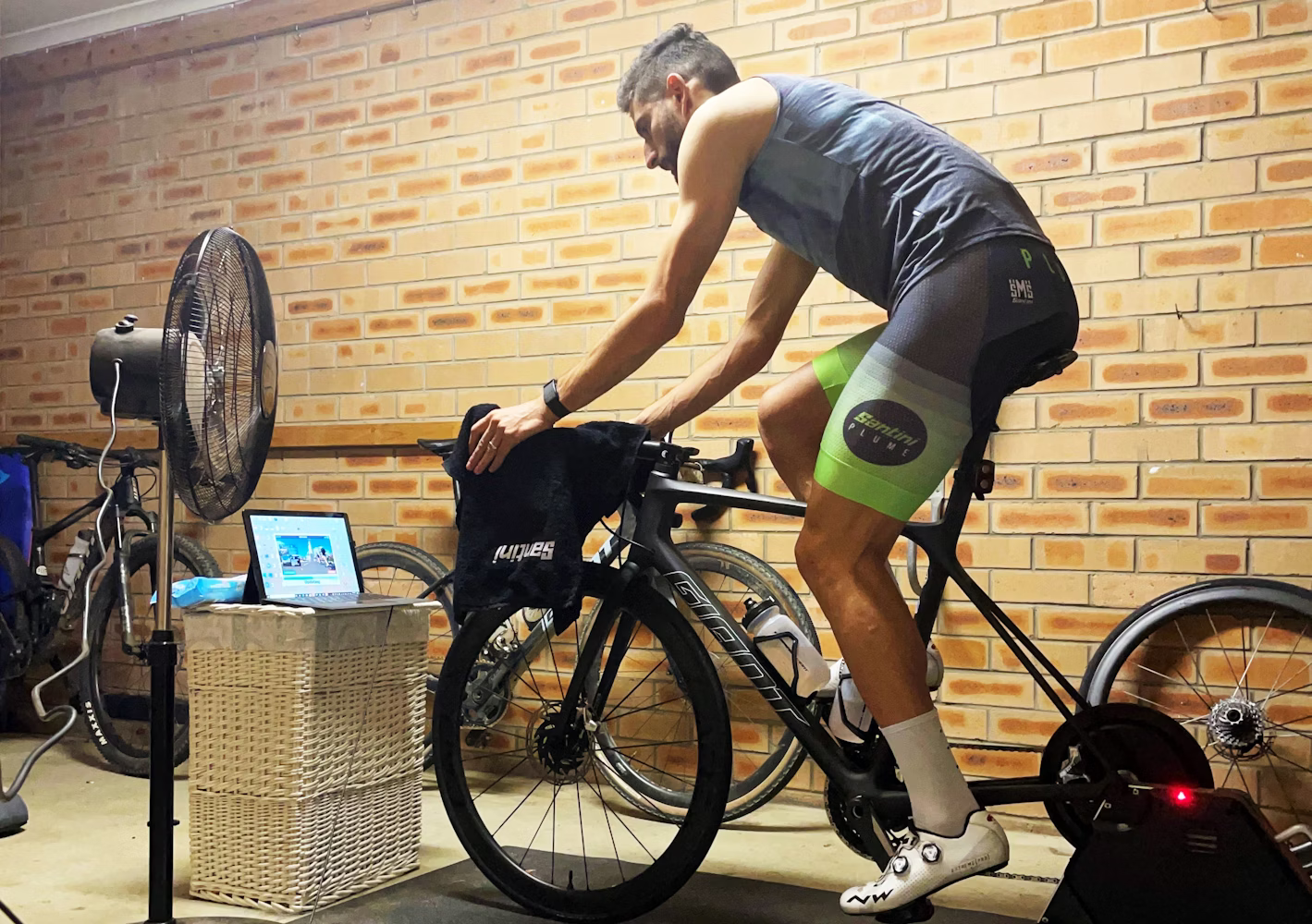 Santini - Indoor Cycling Clothing - Santini Indoor Collection Review, Improving Indoor Cycling