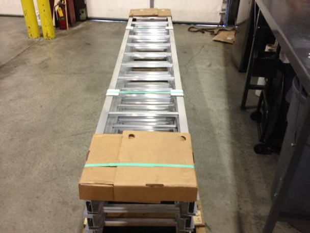 REDI-RAIL STRAIGHT LADDER 9" RUNG 18"W 4"H 120"L ALUMNINUM