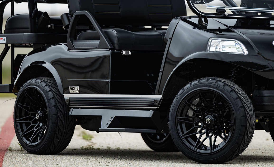 MODZ® 4 Passenger Nerf Bar Kits