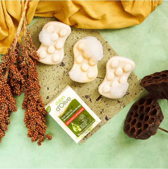 DALAN D'OLIVE OLIVE OIL MASSAGE SOAP 150GR