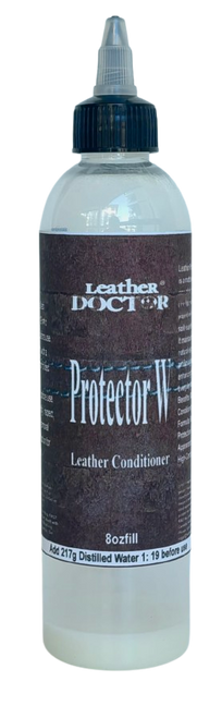 Leather Conditioner W by Leather Doctor® is a waxy-feel, non-stick, rub-resistant protector conditioner designed for waxed leathers. It maintains the leather’s natural elegance without artificial gloss, while enhancing protective durability and everyday resistance.