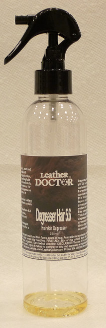 Degreaser Hair 5.6 by Leather Doctor is for degreasing natural oil and grease that may be yellow or attract soilings and suspended grease is rinsed free. (Degreaser Hair 5.6 250ml - to be mixed with distilled water before use).