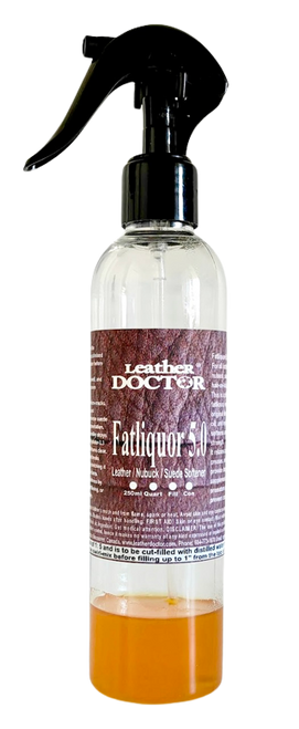 Fatliquor 5.0 conditioner is a micro-emulsion of fat, oil, and water for rejuvenating and reconditioning all leather, and suede types to impart their original softness and strength, from dry rot, stiffness, and cracking. Fatliquor 5.0 - 250ml (mix with distilled water before use)