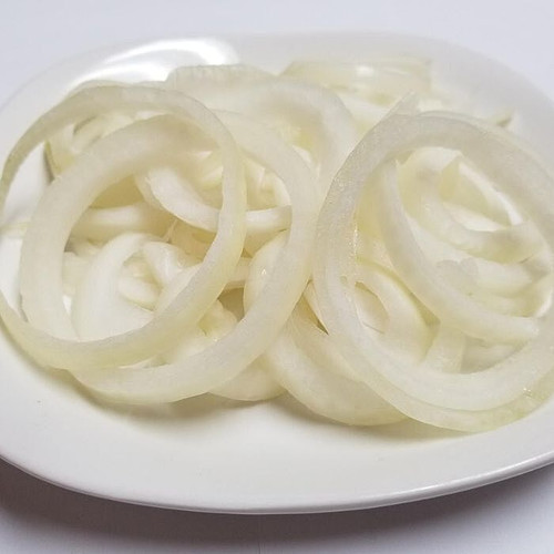 1/4" Sliced Yellow Onion