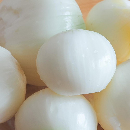 Peeled White Pearl Onion