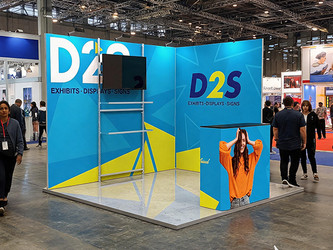 What Is a Folding SEG Textile Frame Display?