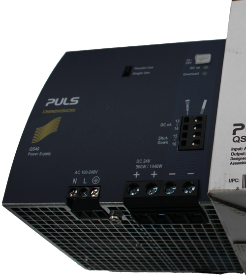 100771469 
 Single Use 
 Overload 
 SRS Legacy # / CRef: 
 QS40.241 
 PULS 
 100771469 
 Dimension 
 40 AMP 120VAC TO 24VDC POWER SUPPLY 
 DC ok 
 13 
 14 
 PULS 
 Shut 
 15 
 QS40.241 
 QS40 
 Down 
 16 
 F 
 d'alimentation 
 IP-384.955.00B 
 Power Supply 
 Input: AC 100-240V 
 IT: Alimentatore 
 DC 24V 
 Output: DC 24-28V, 40A 
 ES: Fuente de alimentación 
 Designed in Germany 
 PT: Fonte de alimentação 
 JP: パワーサブライ 
 AC 100-240V 
 960W / 1440W 
 Assembled in the Czech Republic 
 NLO 
 + 
 + 
 KO: 전원 공급장치 
 S/N 22379332 F 
 UPC: 
 This packaging is for stocking 
 8 
 75404 00196 
 purposes only. Use an additional 
 6 
 carton when shipping the product!