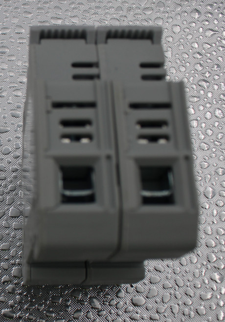 100777579 
 SRS Legacy # / CRef: 
 CHCC2DU 
 100777579 
 Fuse Holder Modular