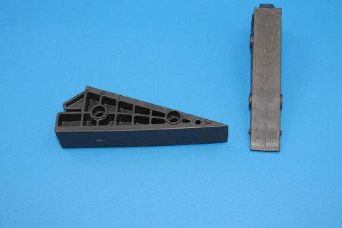 PL MLD:NYLON:GUIDE OUTPUT - 100830405