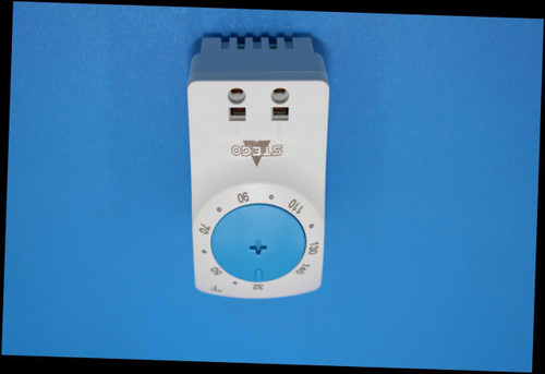 32 
 . 
 U 
 140 
 . 
 130 
 . 
 10 
 110 
 90 
 STEGO 
 2