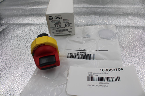 BULLETIN 
 140MT 
 QUALITY 
 OPERATING HANDLE 
 RED/YELLOW 
 OPERATING 
 ANELLOW 
 EVIER DE COMMANDE 
 RED/YELLOW 
 BETATIGUNGSHEBEL 
 BETATIGUNSEDATIVO 
 ROUGE/JAUNE 
 ANDMANIPULO DE 
 ROJO/AMARIL 
 MANIPULO DE 
 ROSSO/AMARE 
 ACCIONAMENTO 
 MAT NO. PN-514070 
 MAT NO 
 CE. . 
 U 
 CAT 
 RODUCT OF USA 
 SER 
 140MT-SY 
 A 
 O 
 PLANT 
 1080 
 00191326740098 
 MFG DATE 
 2228 
 Rockwell Automation, 1201 & 2nd St, Milwaukee. WI 53204, USA 
 Hardwar. 
 are kit, & Handle 
 TRIP + ON I 
 PN-191182 
 PN-191182 
 100853704 
 SRS Legacy # / CRef: 
 140MT-SY 
 100853704 
 DOOR CPL HANDLE