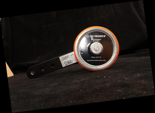 Encoders 
 HOTOCRAFT 
 TRI-TRONICS 
 Model: MW-1-B 
 www.photocraftencoders.com 
 Current Sourcing an 
 ent Sinking (NP 
 ] Cultonnen Collector 
 NPN OP Output 
 uil Output 
 es per re 
 cn selectid 
 36 
 OFF = ON 
 Switch definition 
 Switchlabel: 052-0001; Rev.1