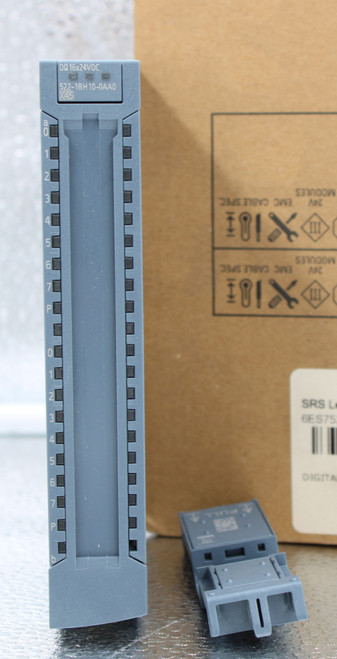 d 
 JLL 
 9 
 DIGITAL OUTPUT DQ 16X24VDC 0.5A BA 
 100736696 
 6ES7522-1BH10-0AA0 
 SRS Legacy # / CRef: 
 100736696 
 230V 
 MODULES 
 INDOOR USE ONLY 
 INDUSTRIAL USE ONLY 
 24V 
 EMC CABLE SPEC. 
 MODULES 
 9 
 Ex 
 230V 
 INDOOR USE ONLY 
 24V 
 EMC CABLE SPEC. 
 MODULES 
 INDUSTRIAL USE ONLY 
 MODULES 
 3 
 ONLY 
 EX MODULES 
 U = OV 
 ZONE 2 
 INSIDE CABINET IP54 
 EN60079-15 
 522-1BH 10-0AAO 
 DQ 16×24VDC